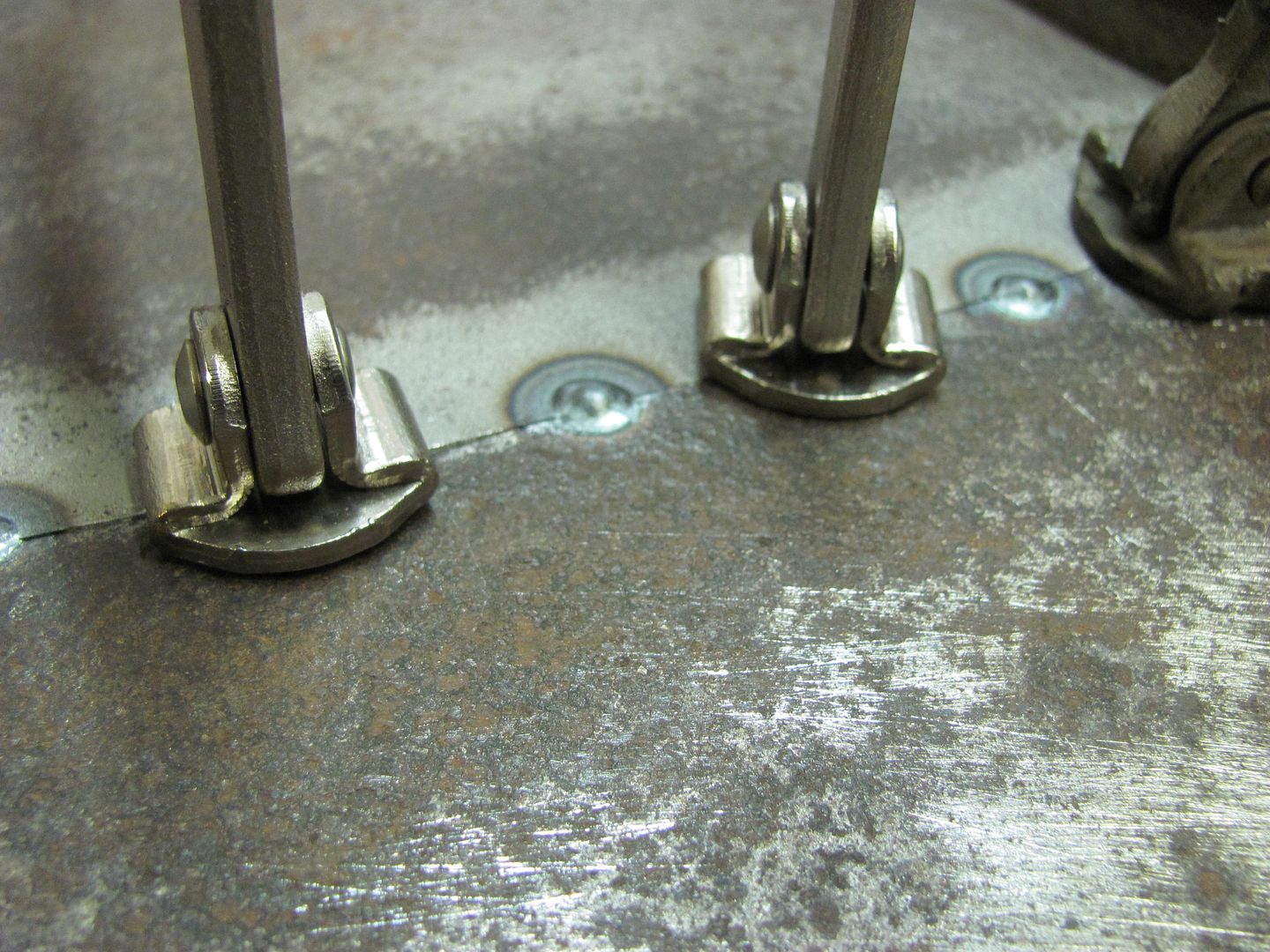 WHAT IS THE PROPER WAY TO WELD PATCH PANELS WITH A MIG